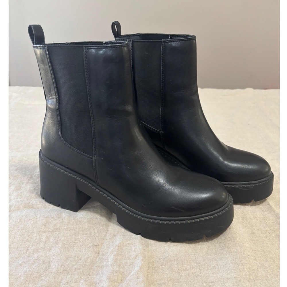 Madden NYC Womens Chelsea Platform Boots Size 10 Chunky Black Lug Sole Pull On
